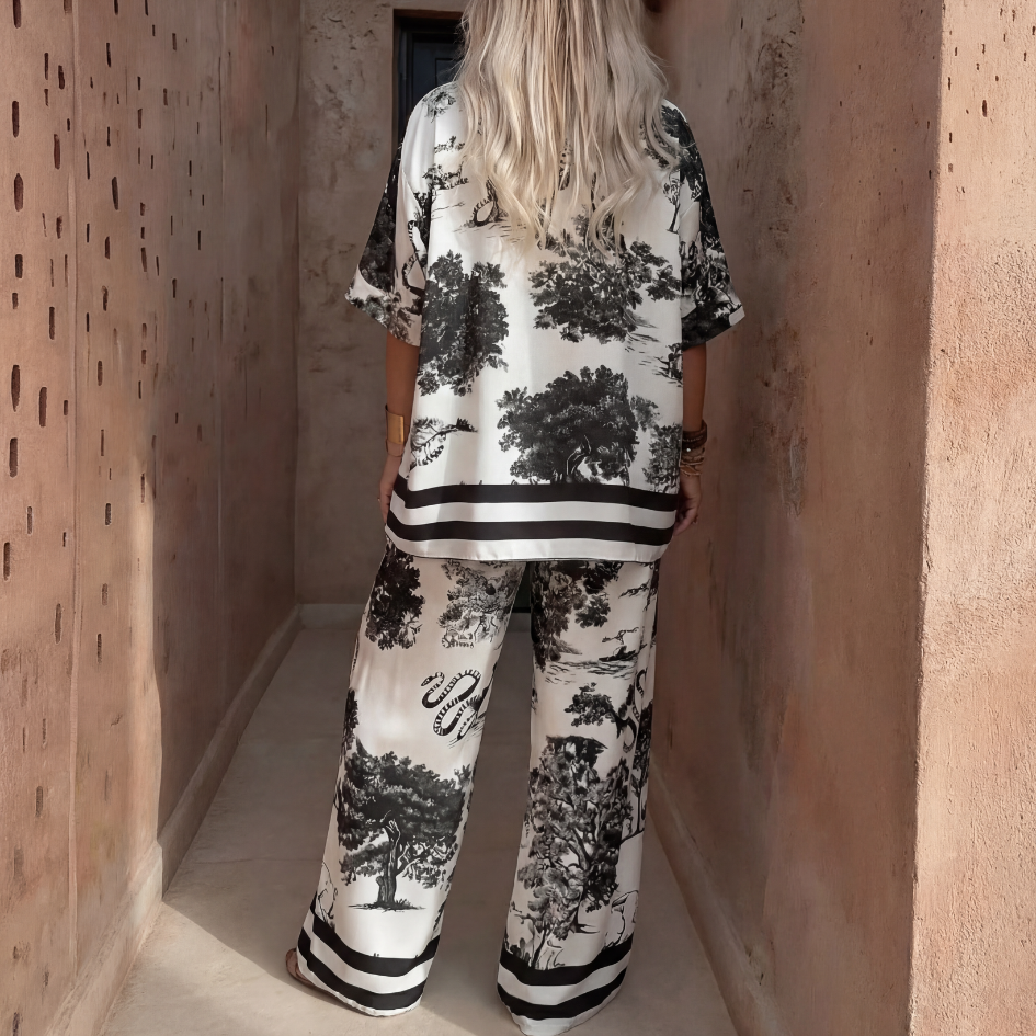 Navia | V-Neck Two-Piece Set