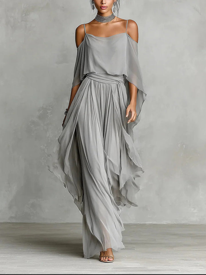 Isabela | Flowing Grey Outfit with a Strappy Top and Lightweight Trousers